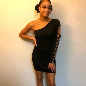 ❤🎉HOST PICK🎉NWOT-  Little Black Dress 🔥